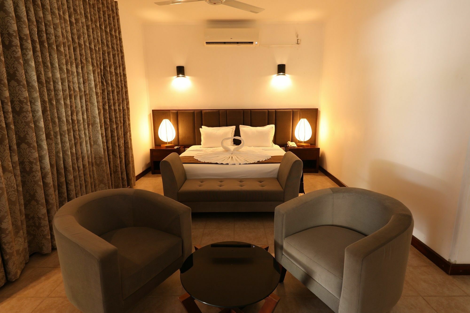 Joe'S Resort בנטוטה מראה חיצוני תמונה